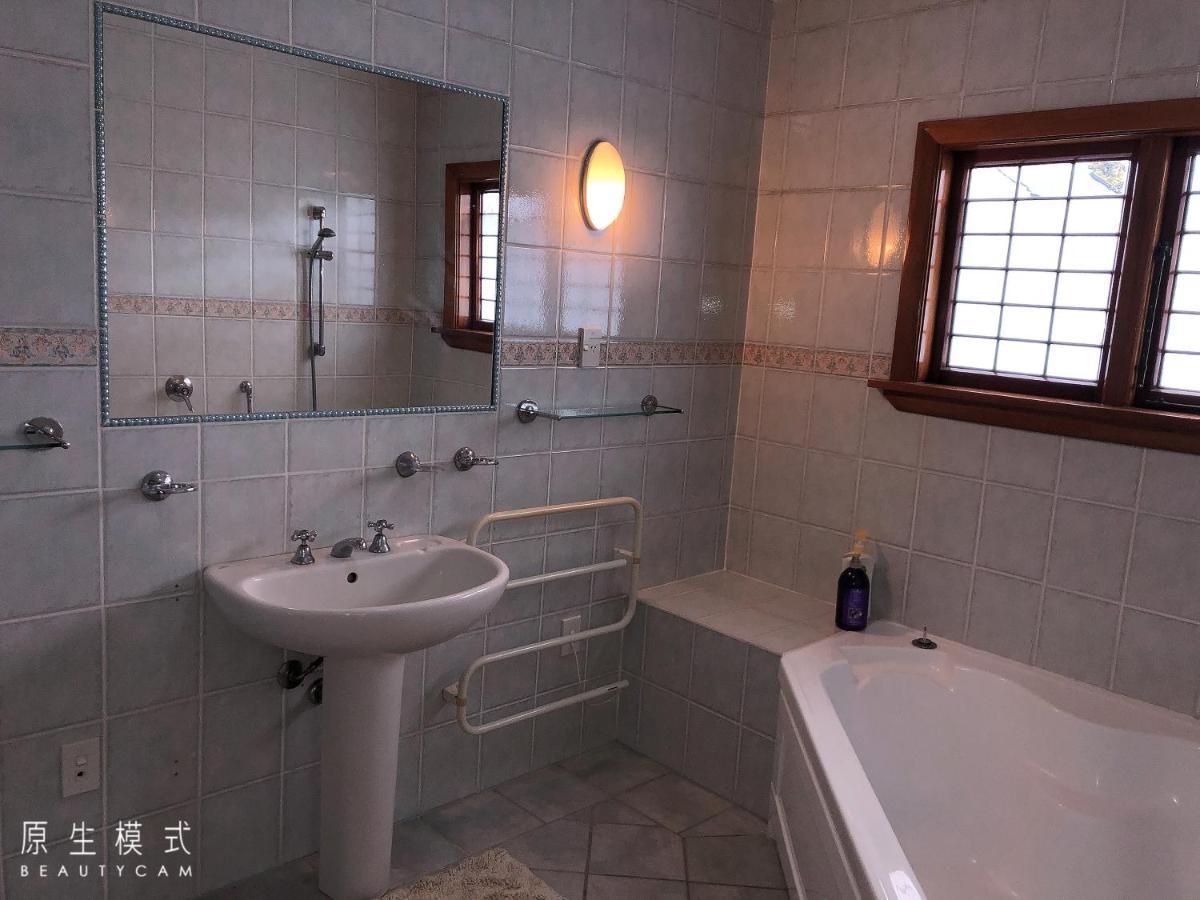 Papanui Road Holiday Home ไครสต์เชิร์ช ภายนอก รูปภาพ
